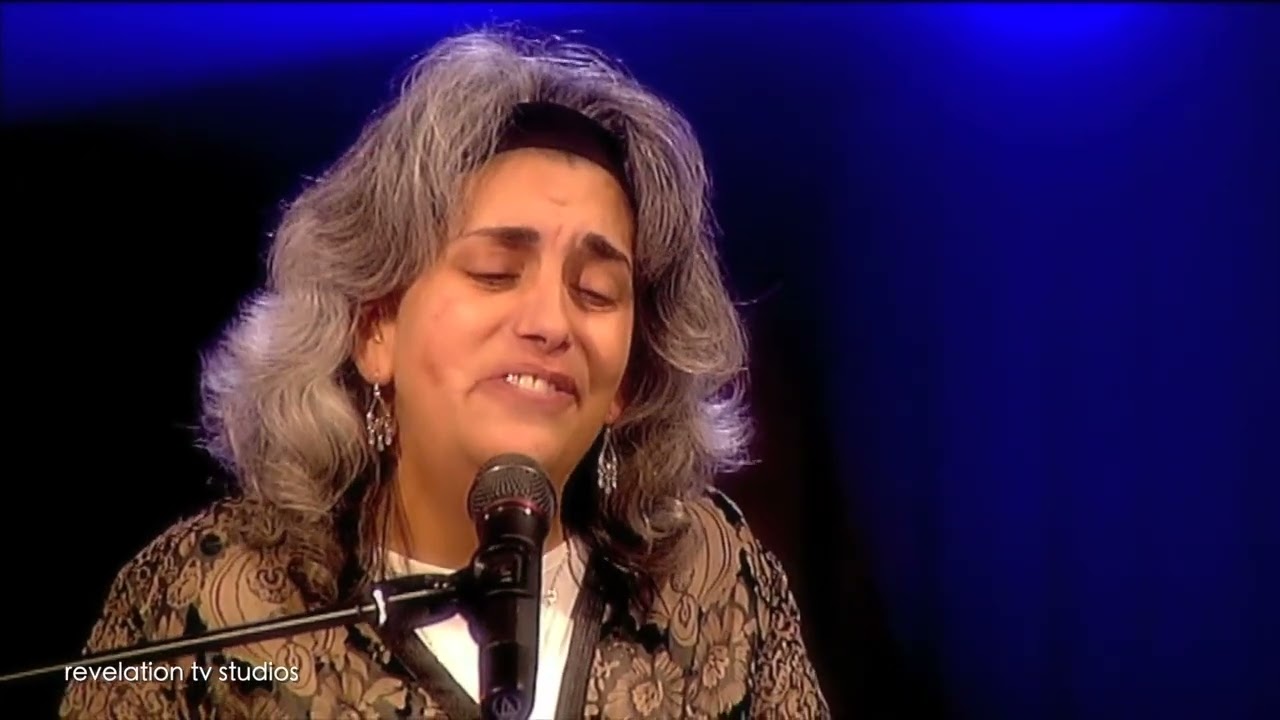 Sally Klein O'Connor sings 'I Just Want to See You There',
