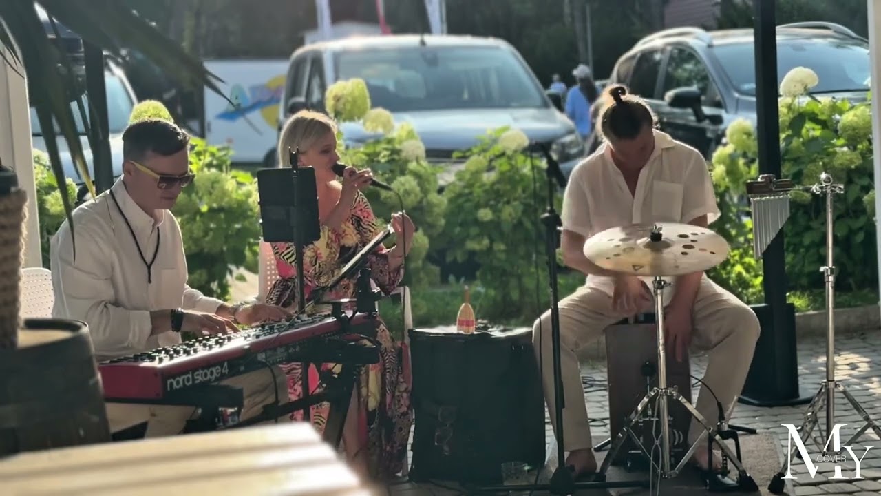 Nelly Furtado – Say It Right (Acoustic Cover by Mila Kamień Trio | Live Session)