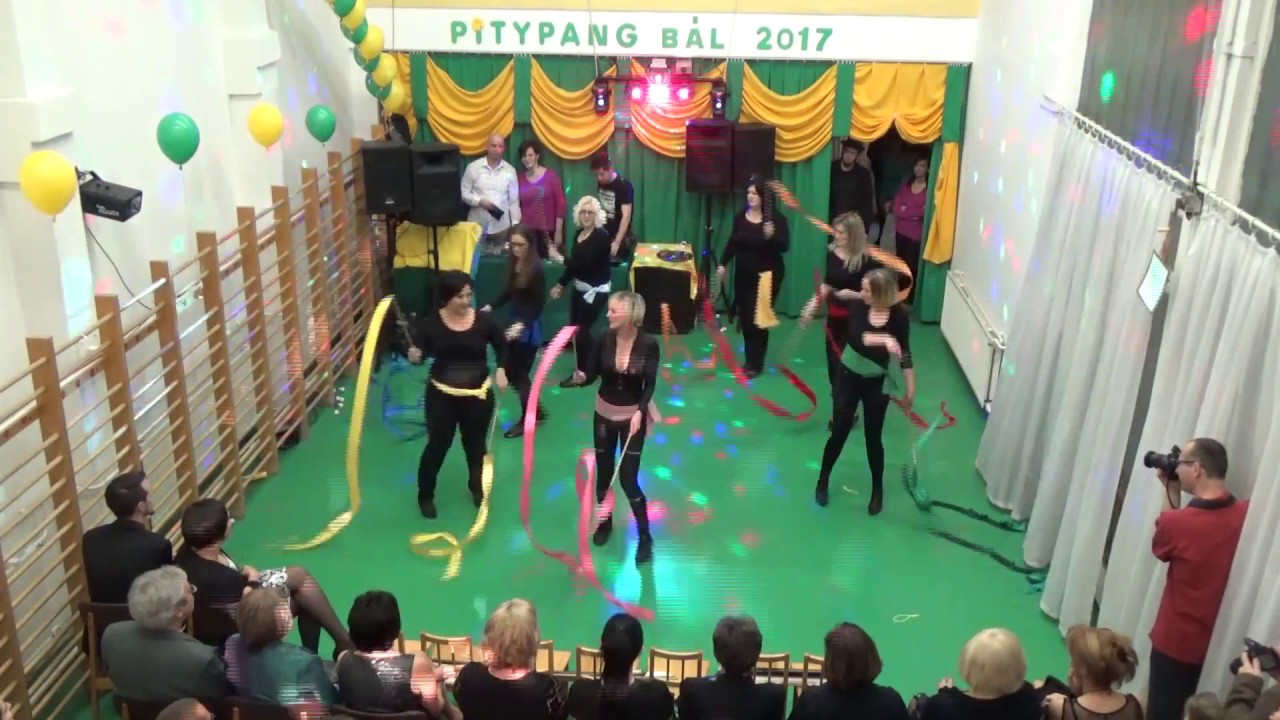 Szülők tánca, Maci csoport, Pitypang Bál 2017, Miskolc, Pitypang Óvoda