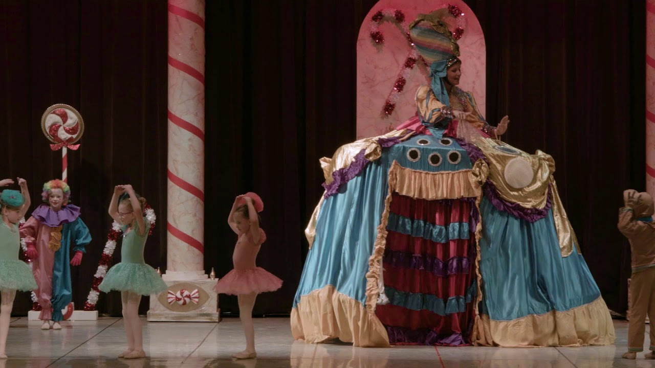 Outstanding Mother Ginger- Nutcracker 2019