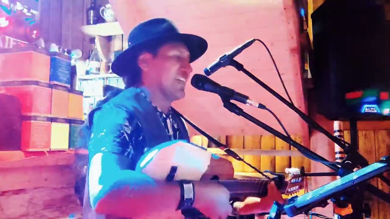 Lambada Llorando se fue cover by Tari Bolivia live w Zakopanem