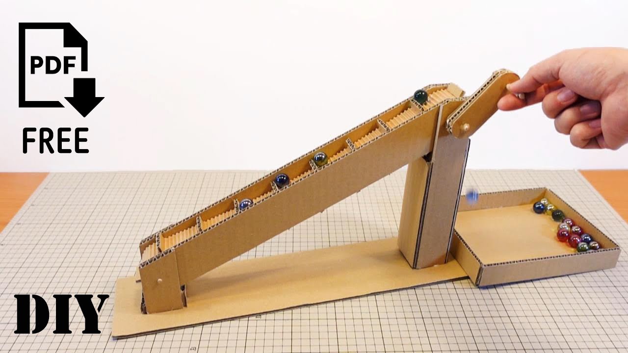 ベルトコンベアの作り方（タイプ２、手動タイプ）How to make a Conveyor Belt for Marble Run, (Type2, Manual handle type)
