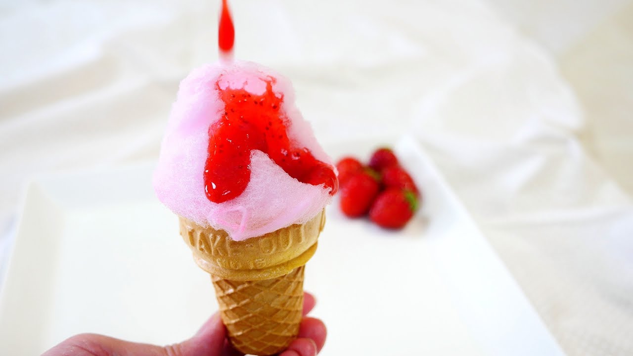 Strawberry Cotton Candy Ice Cream Cone いちごアイスクリームな綿菓子カップケーキ