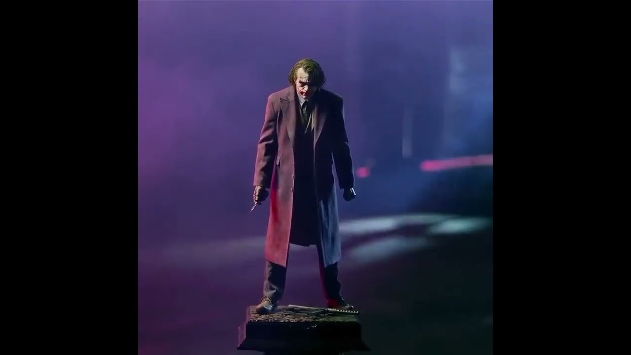 O boneco Coringa parece humano. #coringa #personagens #heroisdc