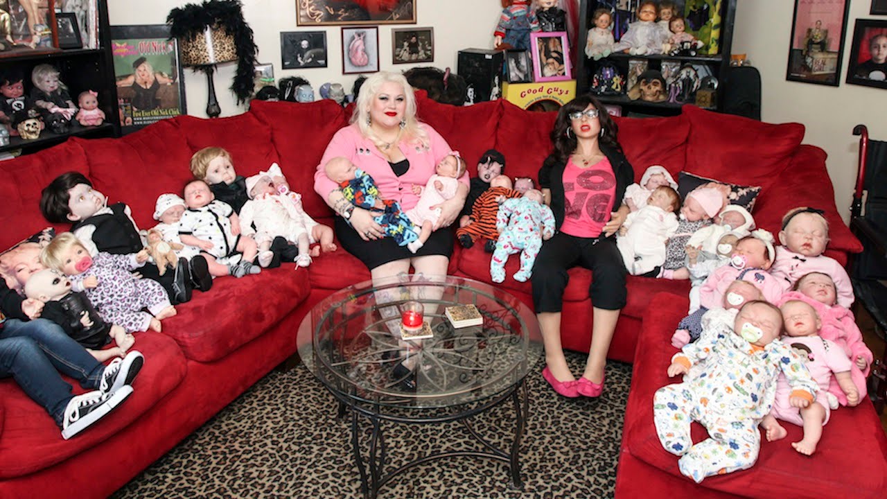 Addicted To Real Dolls: Woman Has Over 300 Ultra Realistic Dolls In Collection