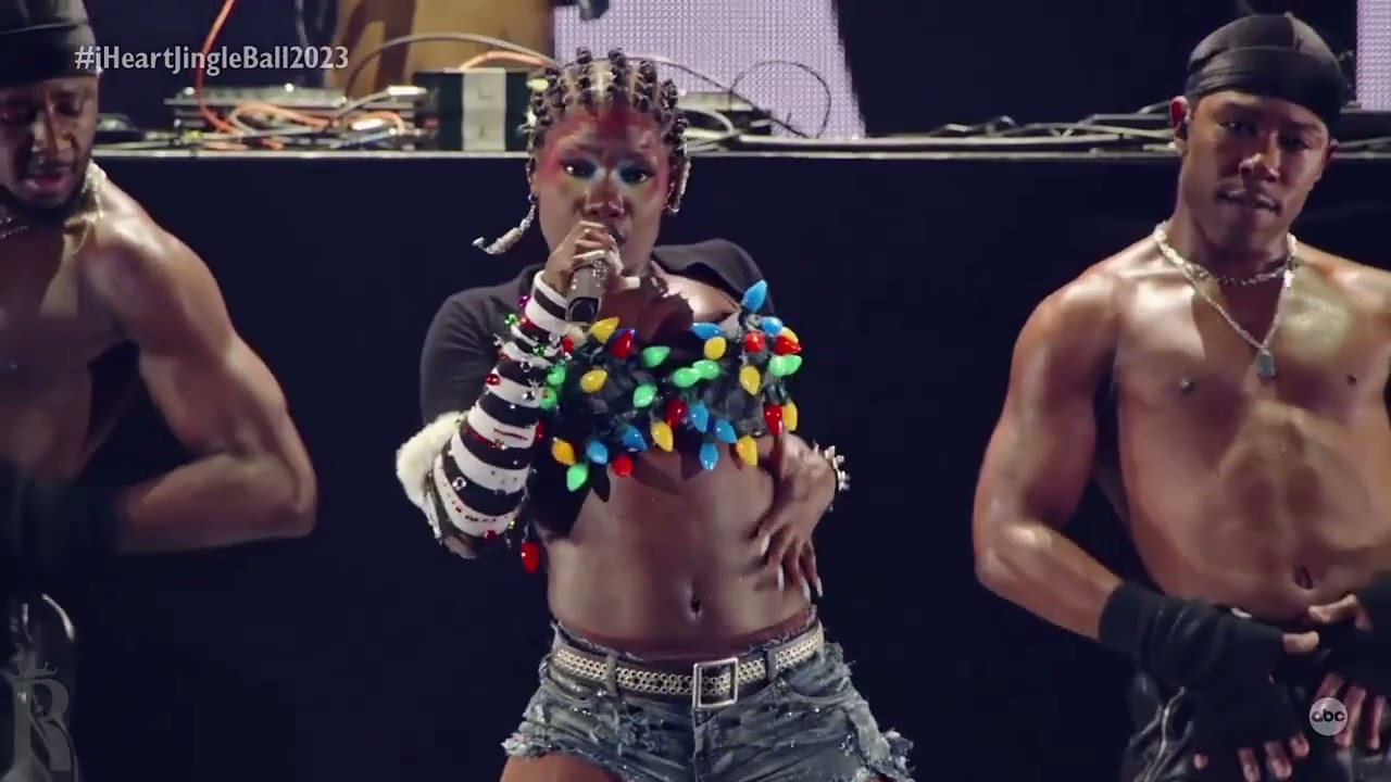 Doechii | What It Is | iHeart Radio Jingle Ball 2023