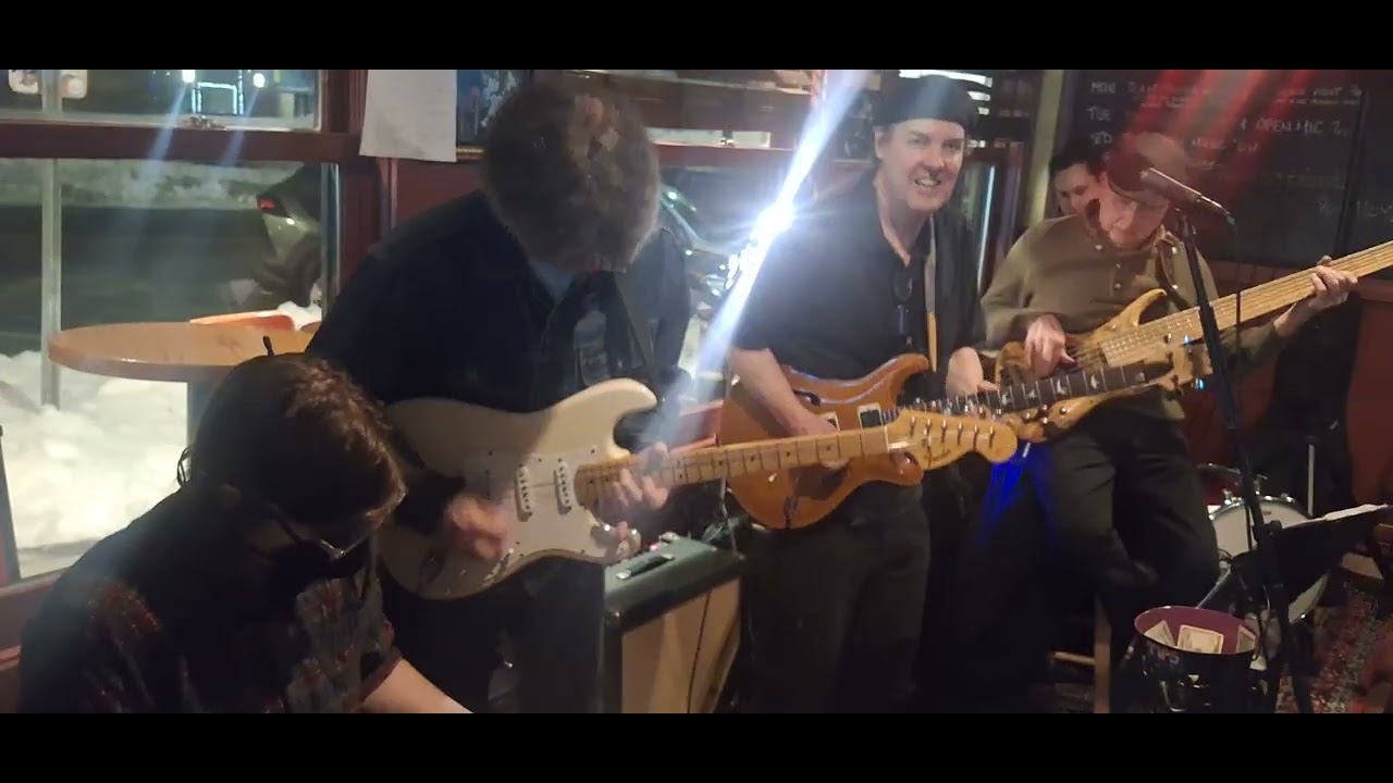 Felix and Louis and friends @the Nest, Bristol, r.i, encore time, 2/6/26
