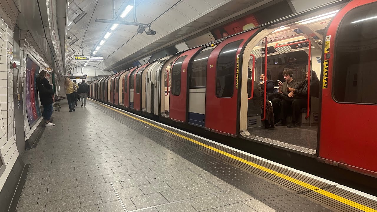 Tottenham Court Road | Central Line: London Underground 2025