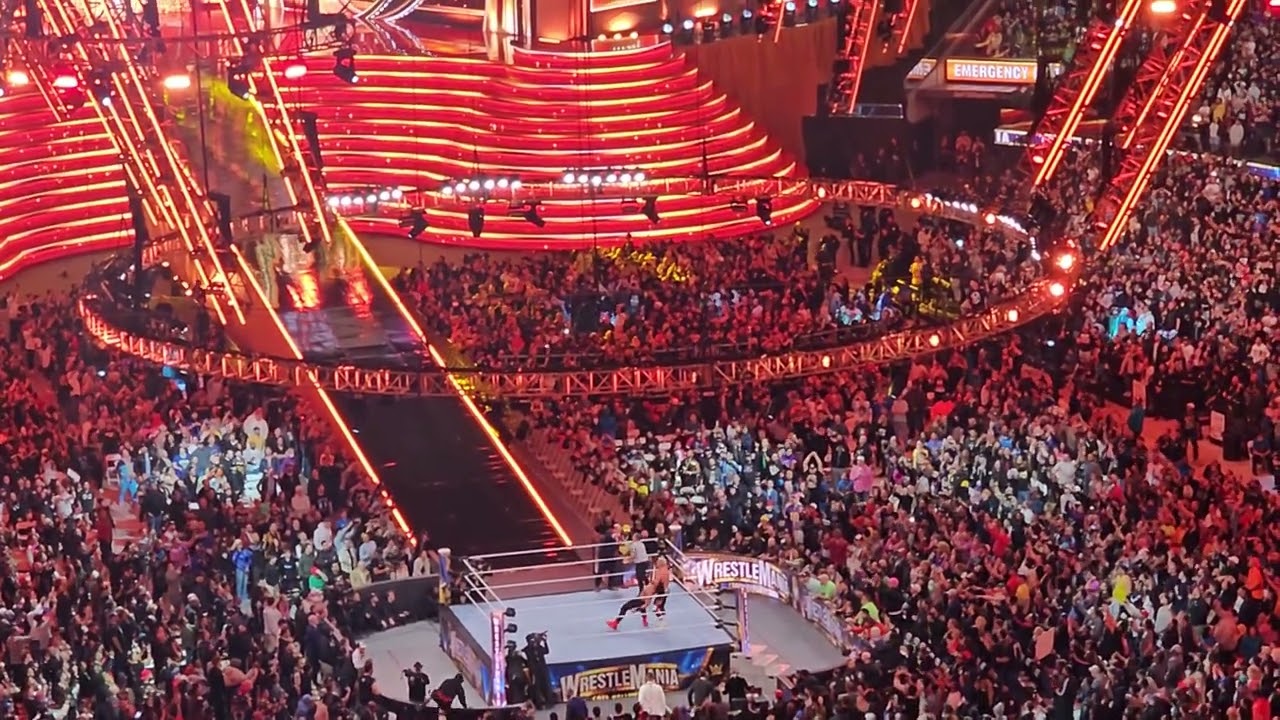 Full Fan Reaction to Roman Reigns vs. Cody Rhodes at Wrestlemania 39