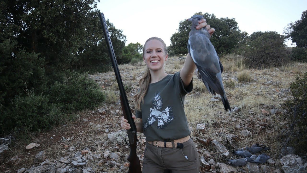 Caza de palomas; El misterio de la Media veda