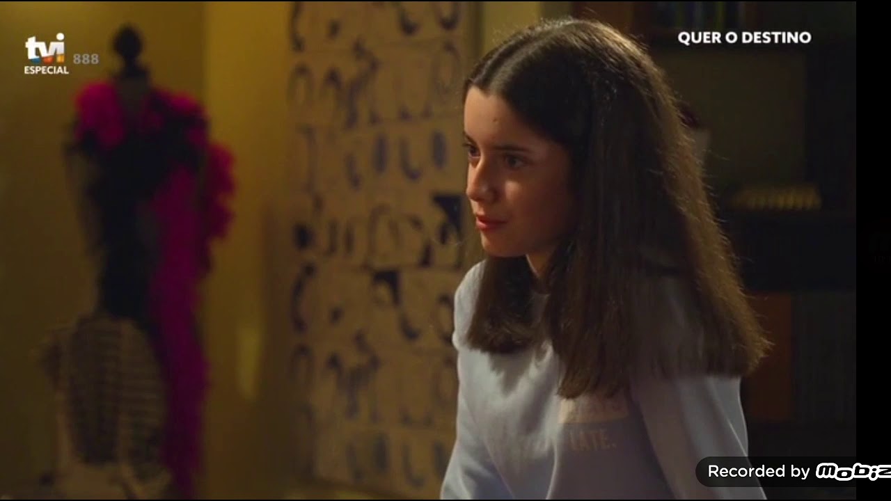 Quer o Destino - Ana pede a Maria para lhe dar o número de telefone da Vitória