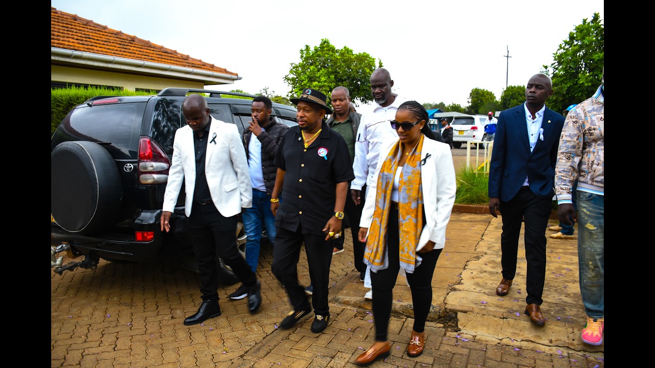 Mike Sonko and his team giving Nairobi Flood Victims a Dignified Send-off