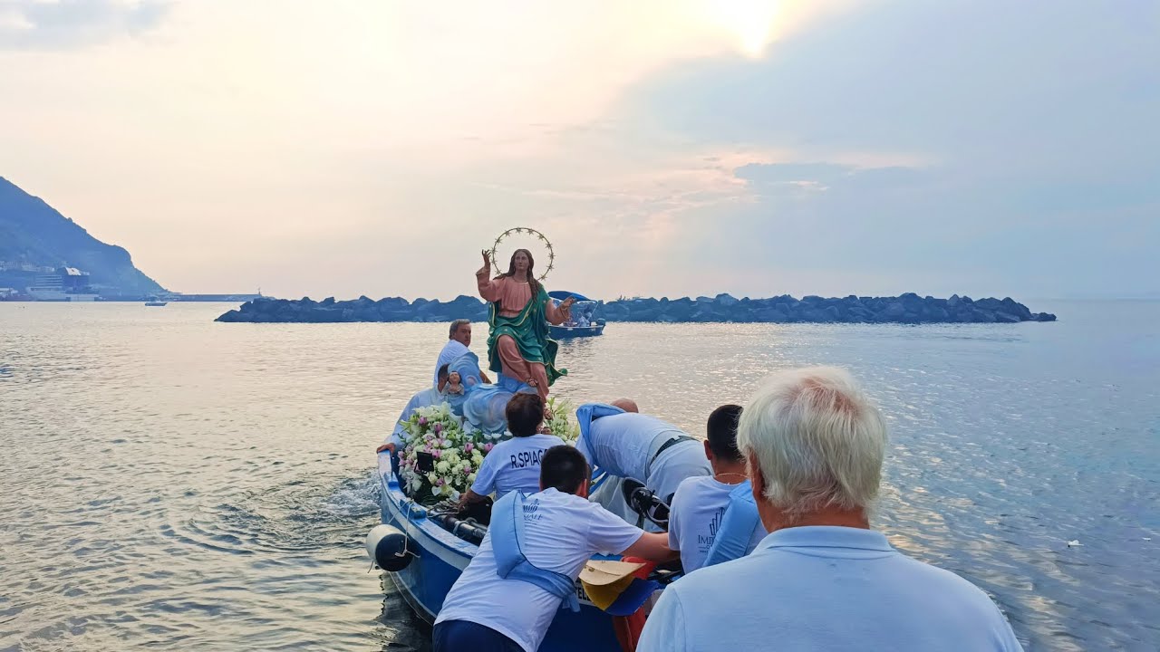Imbarco della Madonna Assunta a Castellammare di Stabia 