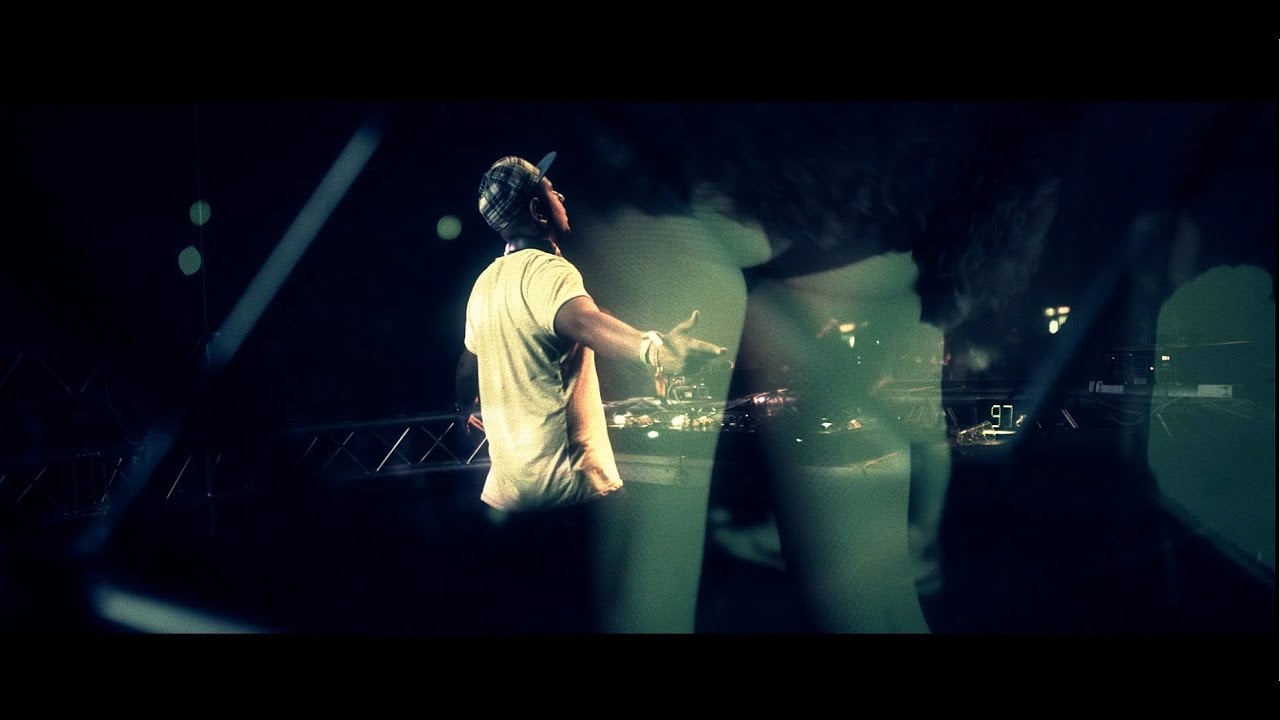 Davoodi - Turn It Up (Official Video)