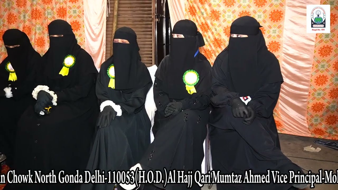 taqreer karte hue  medarse ka student
