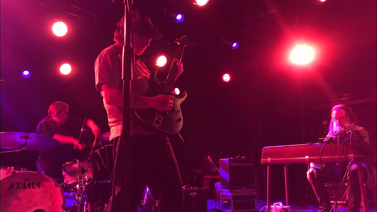 earth - miami morning coming down p.2 @ tolhuistuin amsterdam 31-1-2026