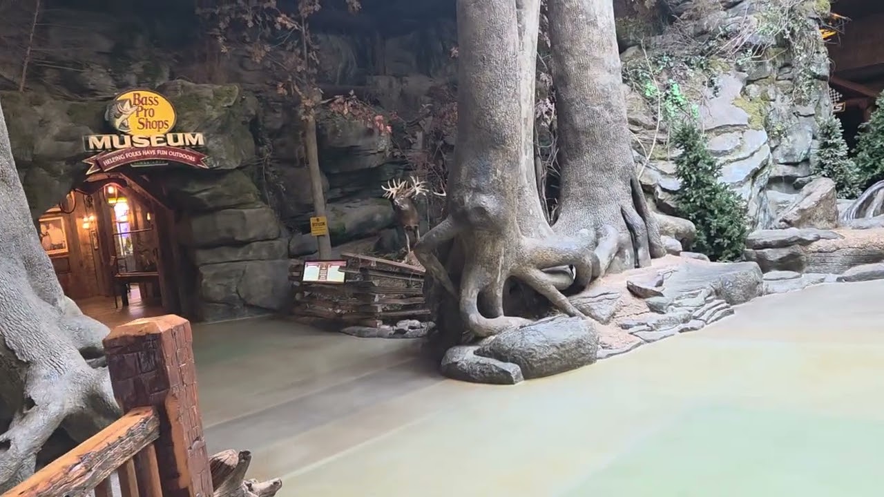 Вход в магазин Bass Pro Shop