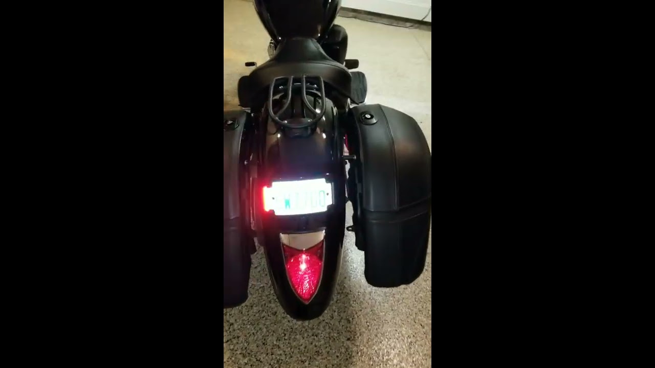 Yamaha V Star 1300 Custom Dynamics LED license plate / turn signal conversion