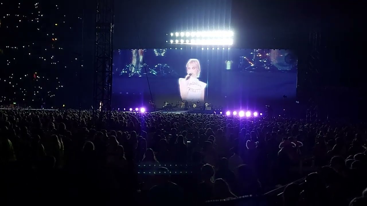 Paramore – The Only Exception | The Eras Tour 2024 Live @ Stockholm Friends Arena (May 18th)