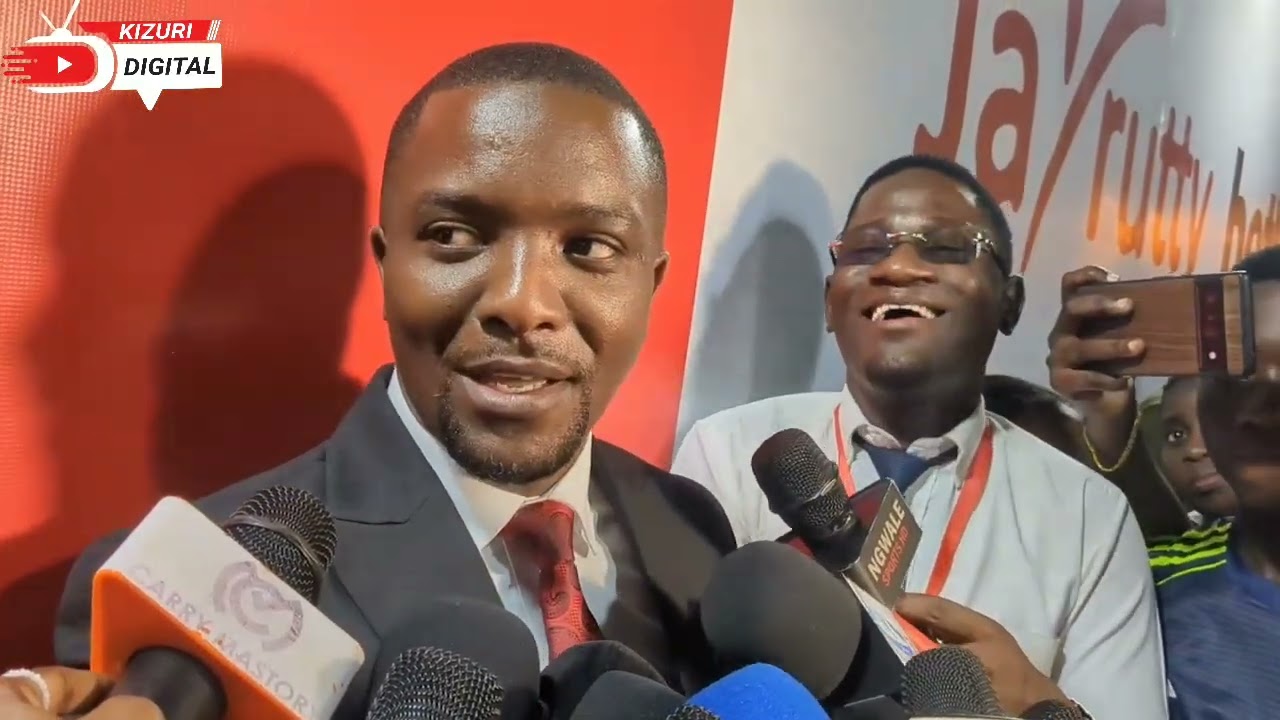 CLUB YA SIMBA S.C YAZINDUA RASMI JEZI ZAKE. MSIKILIZE HAPA MSEMAJI WA SIMBA AHMED ALLY