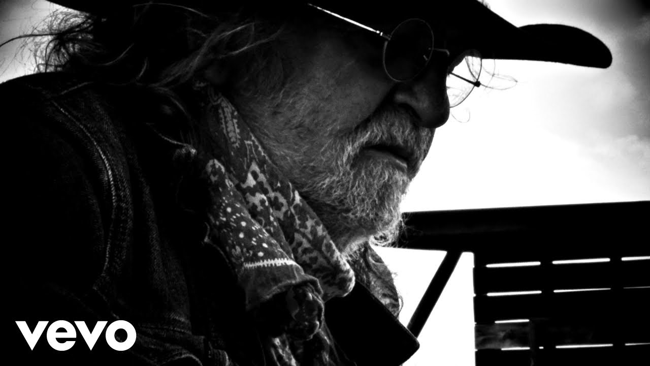 Ray Wylie Hubbard - Stone Blind Horses ft. Willie Nelson