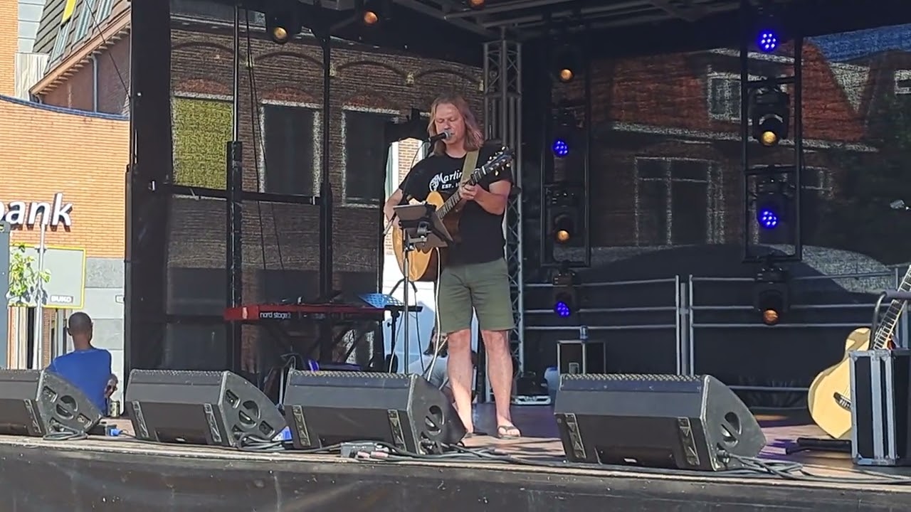 Something in the way she moves - Peter Krako (James Taylor) @Martiniplei Sneek, 24-6-2023