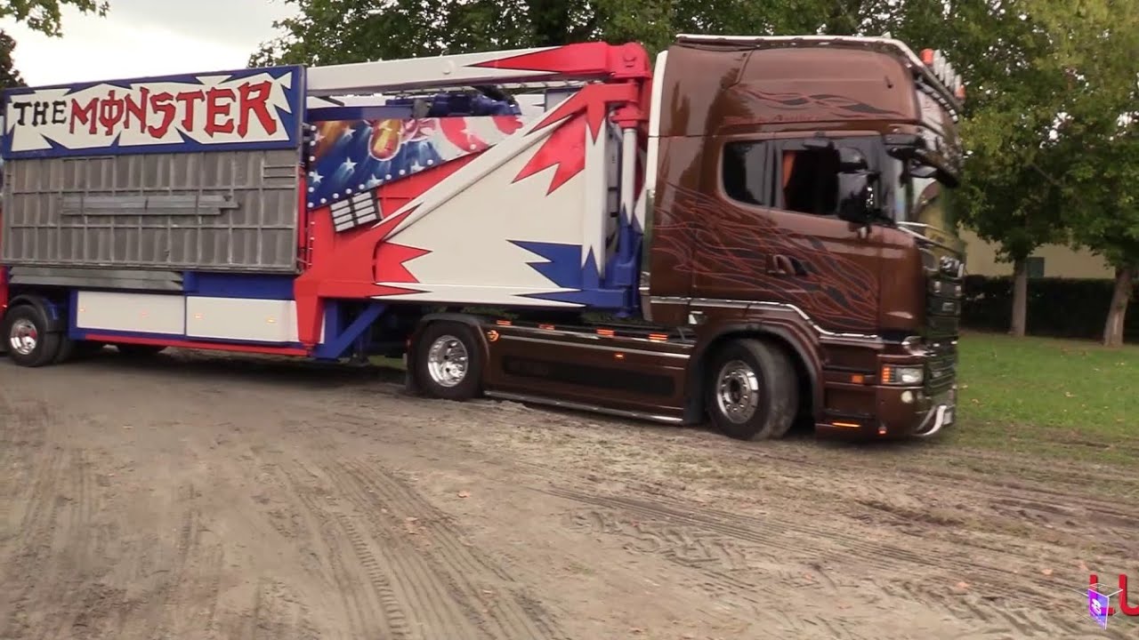 BACKSTAGE LUNA PARK : ARRIVO GIOSTRE A CONSELVE (PD). PARTE 2