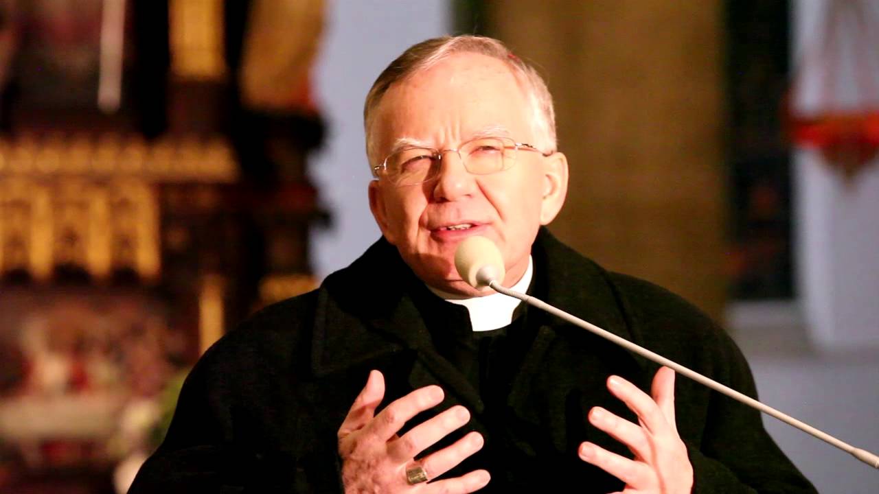 Jeśli wszechświat jest doskonały, to skąd w nim tyle cierpienia? | abp Marek Jędraszewski