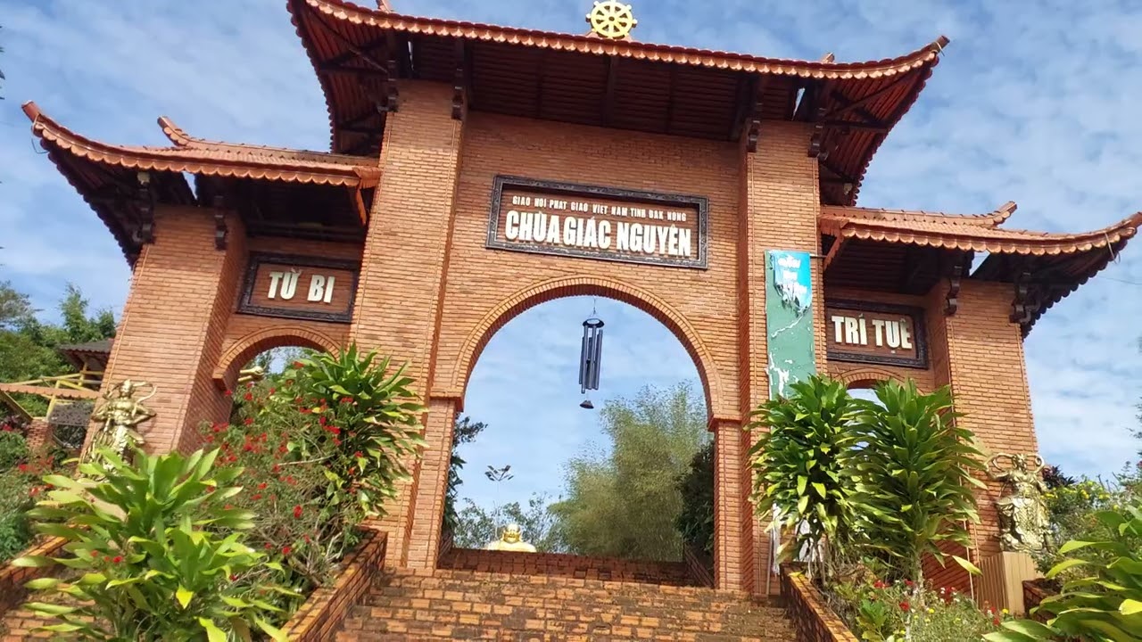 Cung phuong trải ngiem  Chùa Giác Nguyen Quóc lộ 14