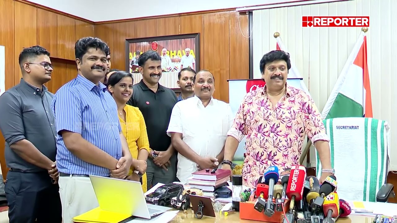 KSRTCയിൽ ചിക്കിംഗ് ഓഫർ, സീറ്റിലെ QR കോഡ് സ്കാൻ ചെയ്താൽ ഡിസ്കൗണ്ട്; പ്രഖ്യാപനവുമായി K B Ganesh Kumar