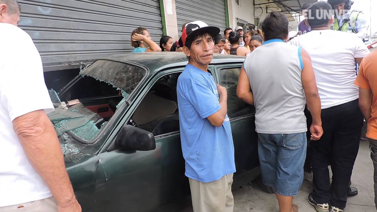 Choque de bus deja cinco heridos en la isla Trinitaria