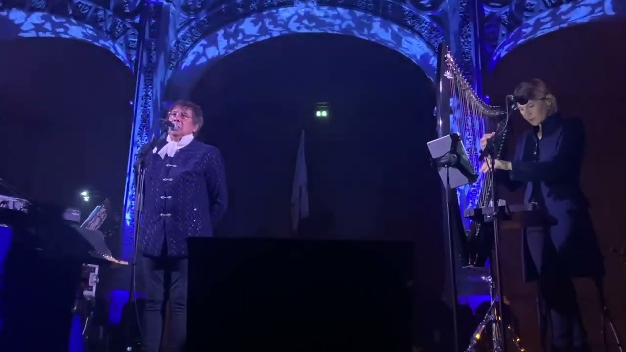 Laurent Voulzy chante Le bal des Laze  de Michel Polnareff à Bordeaux le 04 Octobre 2023