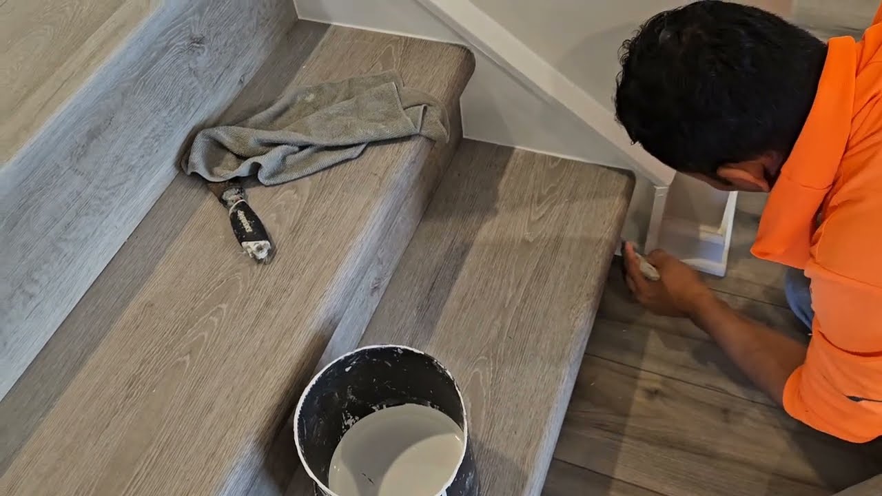 ESCALERA LAMINADA