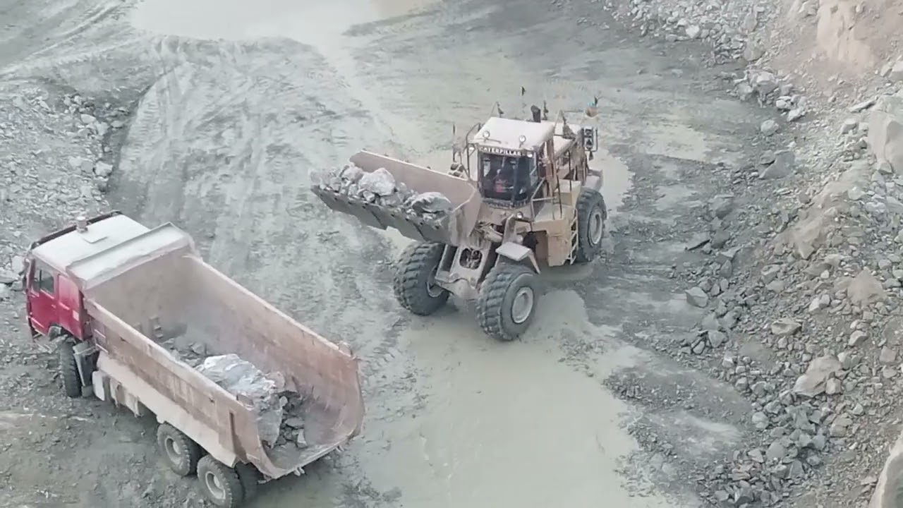 #caterpillar loader operator #stone load#darmper#plz subscribe my channel and repost please 🥺🥺