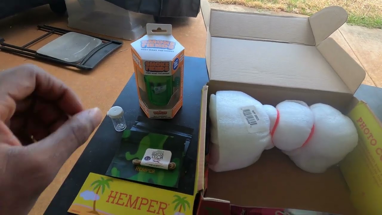 Hemper August Beach Box Review