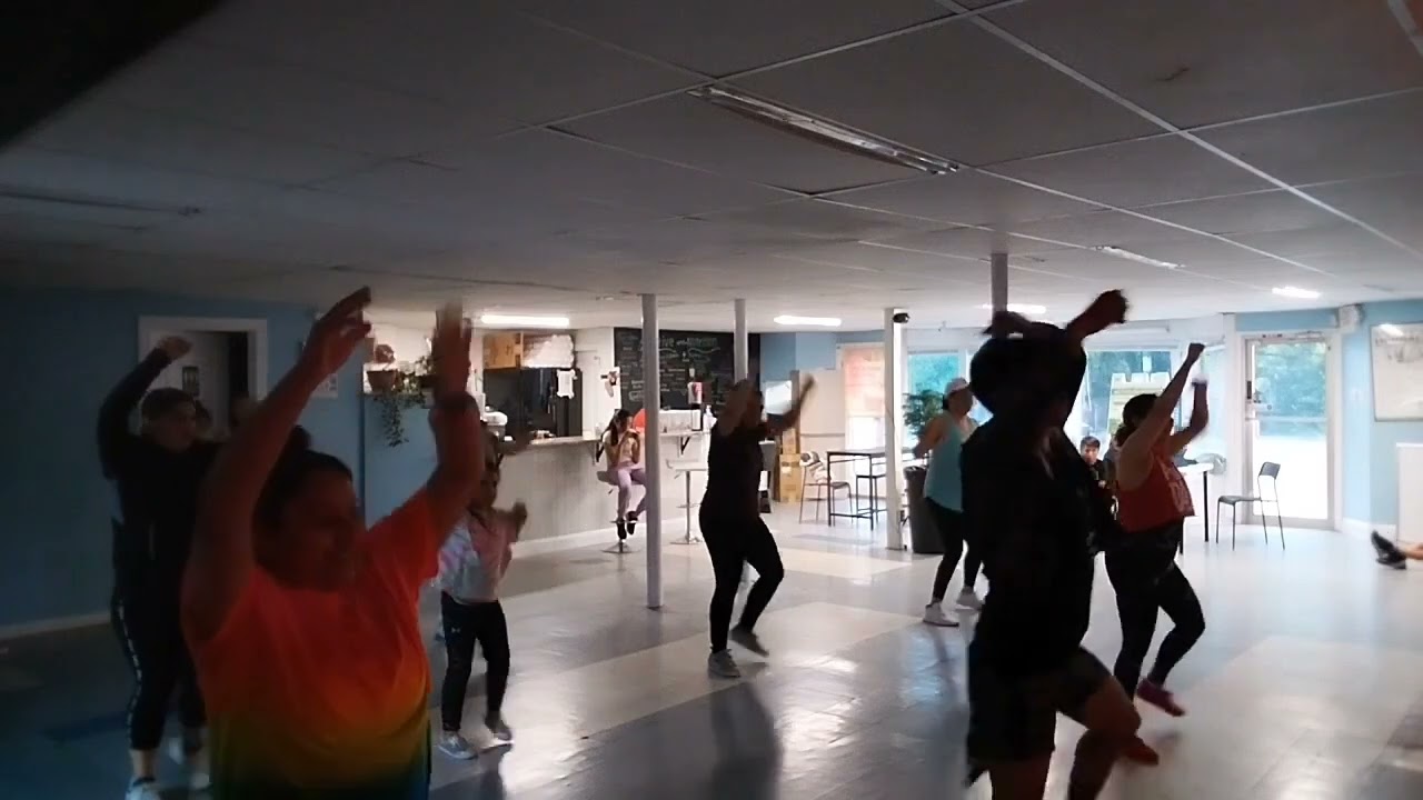 DON OMAR -CHEQUEA COMO SE MENEA (VIRTUAL DIVA ....ZUMBA