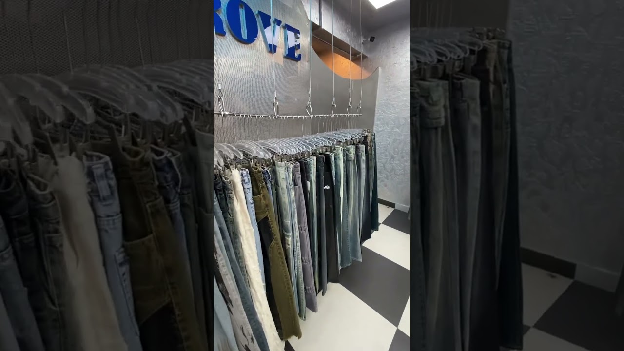 Follow Insta @roveclothing