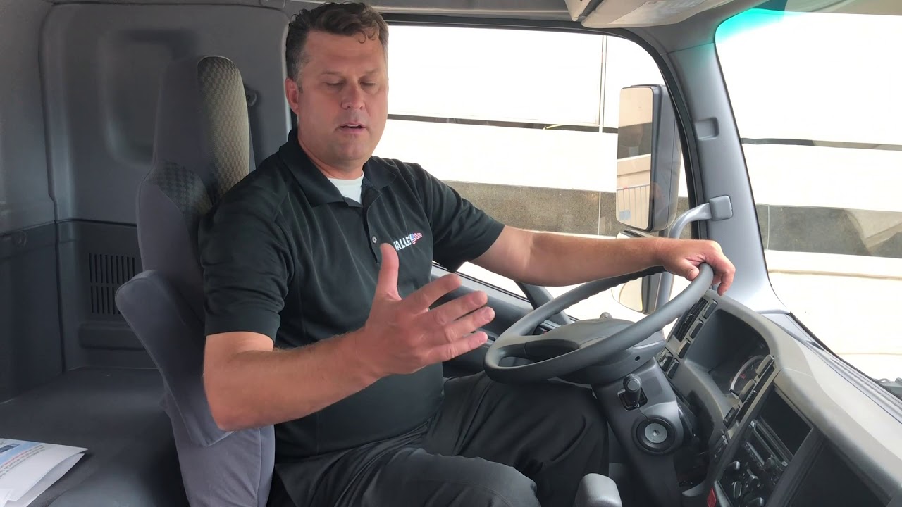 2018 Isuzu FTR Walkaround