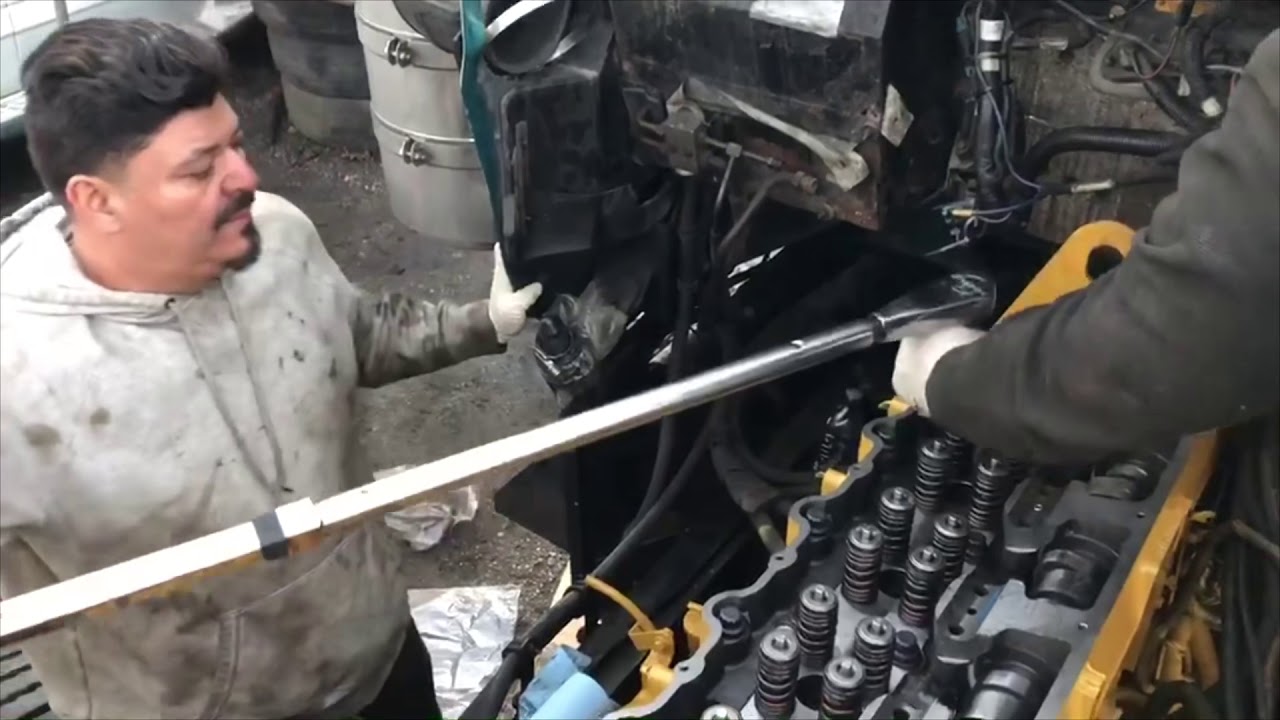 Caterpillar C15 armando motor parte #2