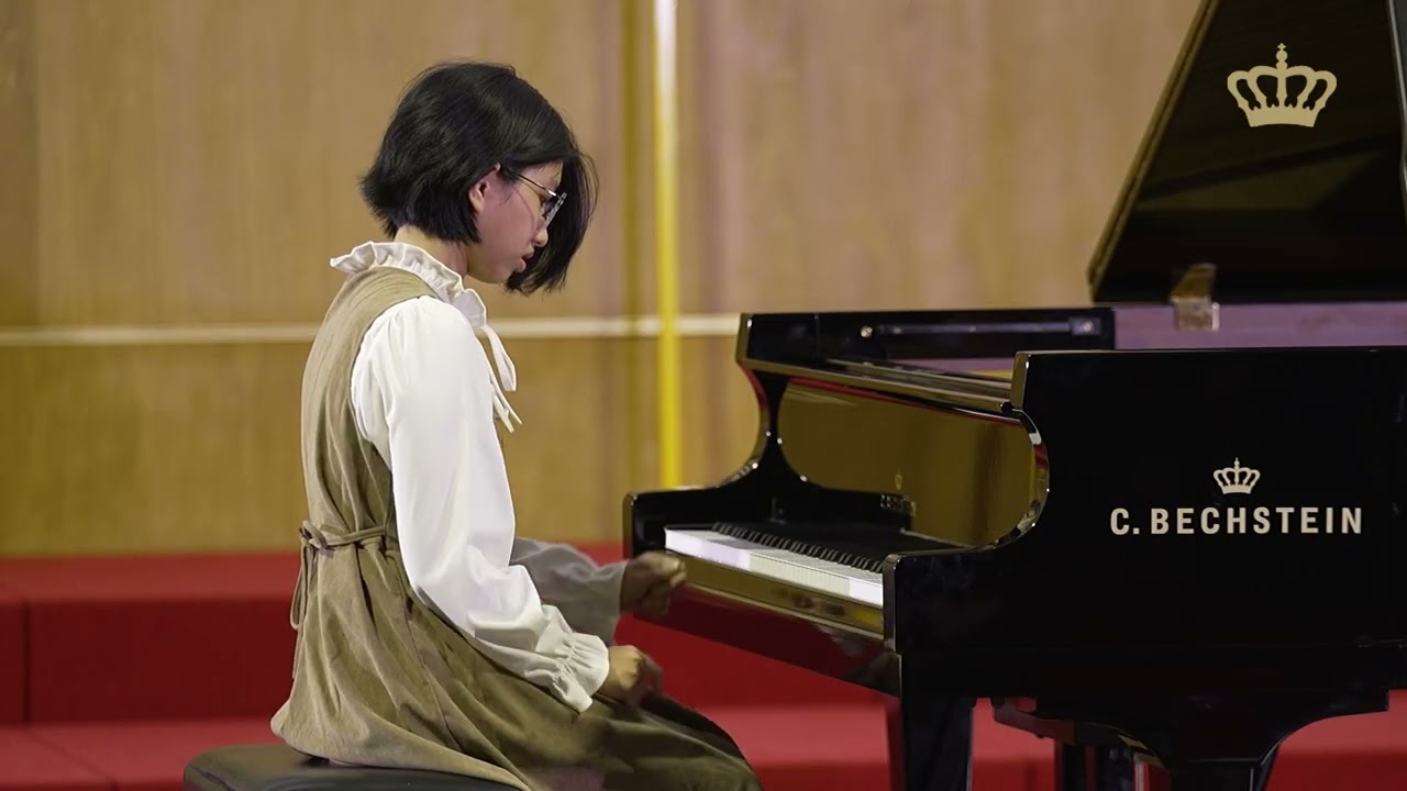 Lê Nhật Anh. Với hai tác phẩm dự thi tại CARL BECHSTEIN PIANO COMPETITION.
