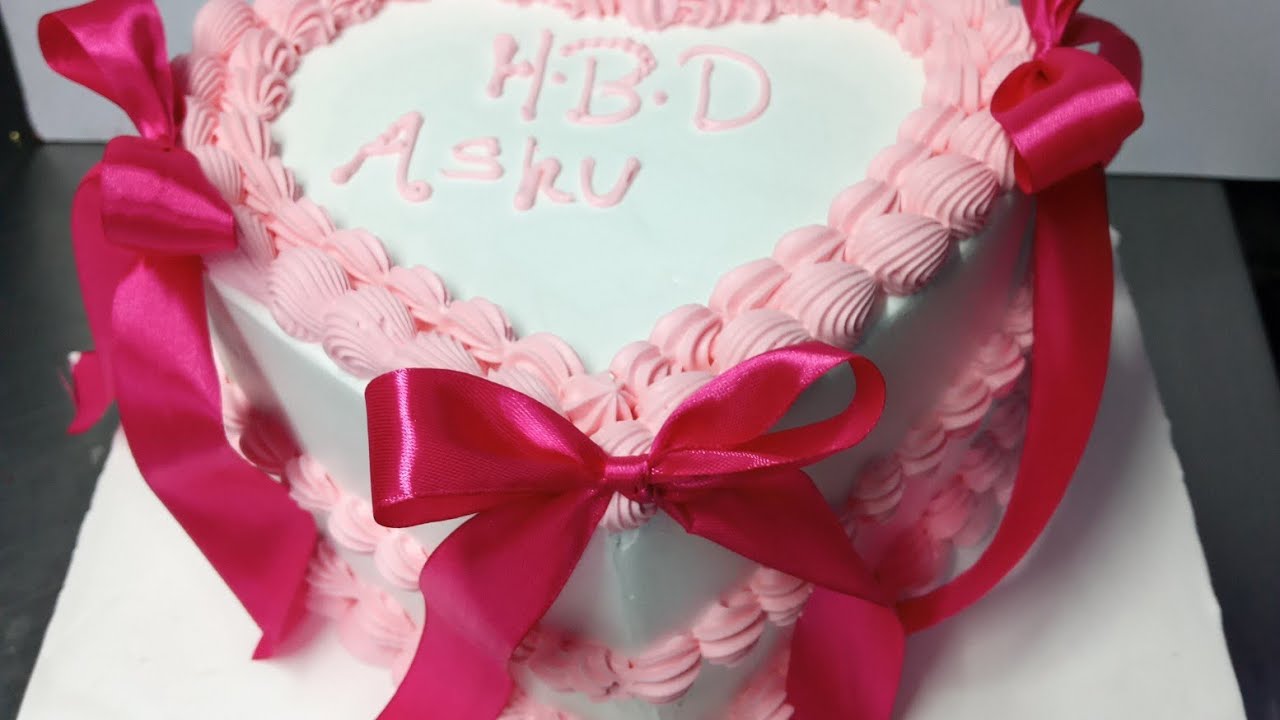 Birthday Special Heart Shape Floral Cake Design | Elegant & TrendyNew Heart Shape Flowers Cake for B