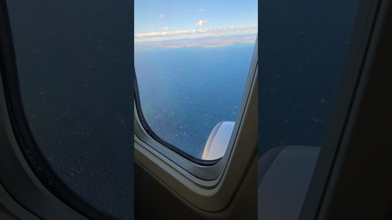 Ryanair Landing in Alicante 🇪🇸 | From Baden-Baden | Passenger Window View (Full Approach & Applause)