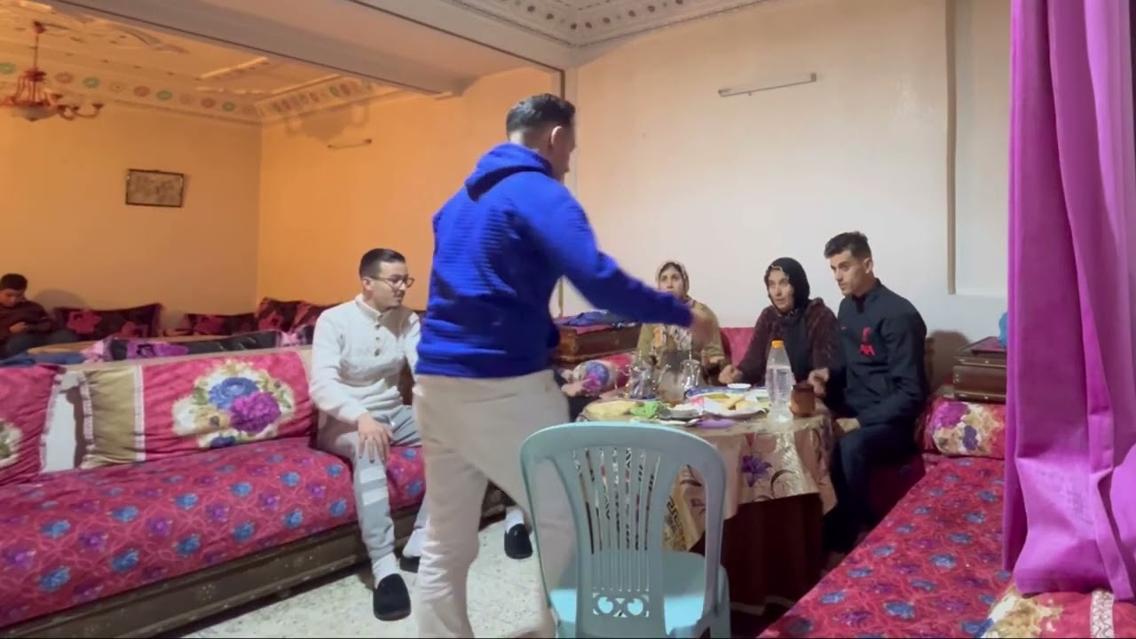 دبزت مع خالد قدام العائلة 😱 أخطر مقلب ندمت عليه 🤦🏻‍♂️