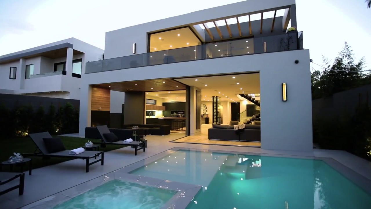 740 N. Curson Ave.