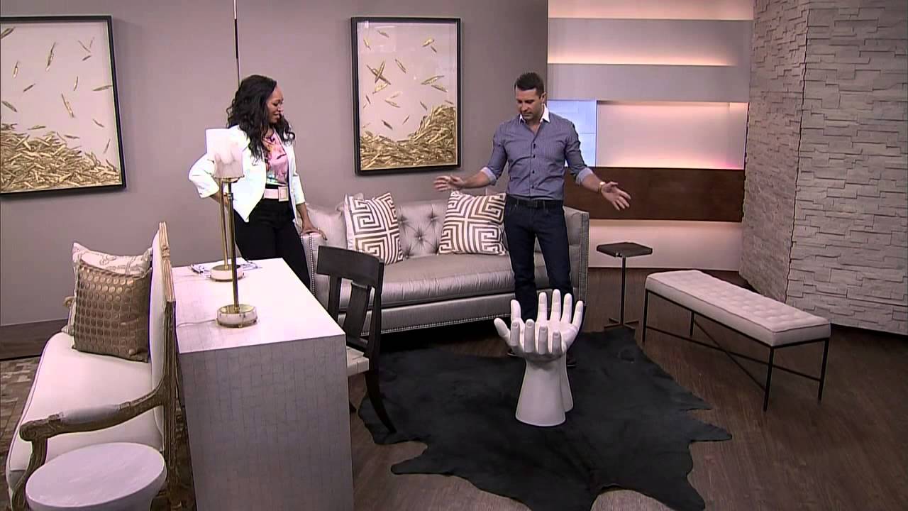 How to divide a large room into two spaces