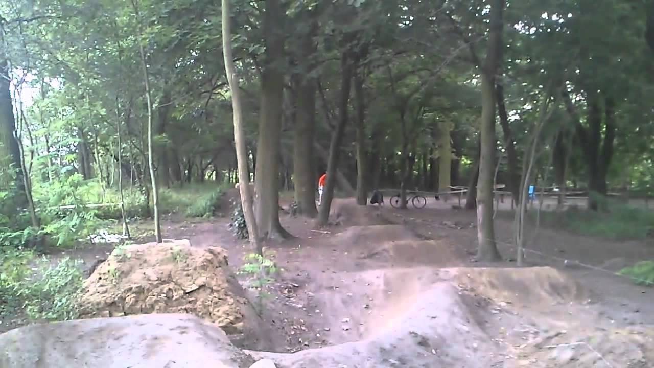 Pump Track - Pasikurowice /mtb33.pl (Początki budowy.)