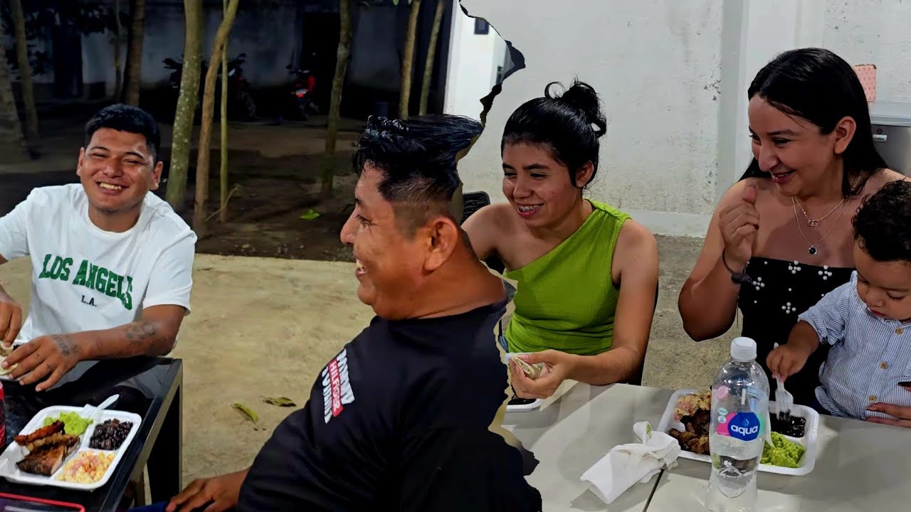 Los Invitados Disfrutan De la Deliciosa Cena que Preparo Mr.Charli y El Grupo😱🤯