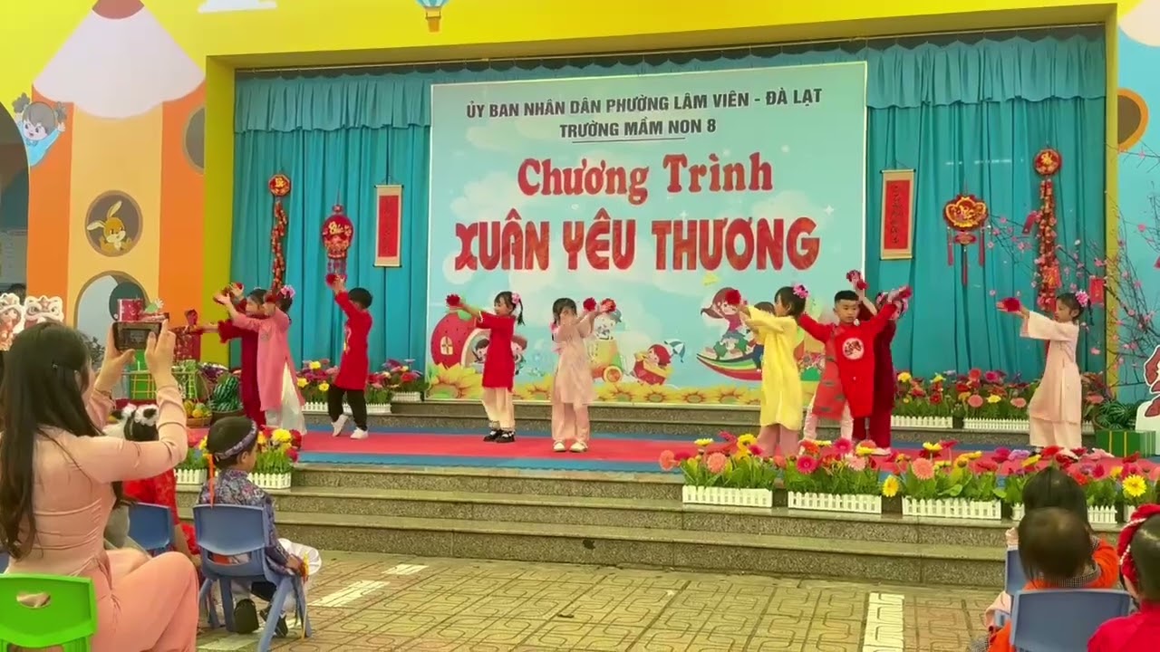 La 2 - Tet dong day