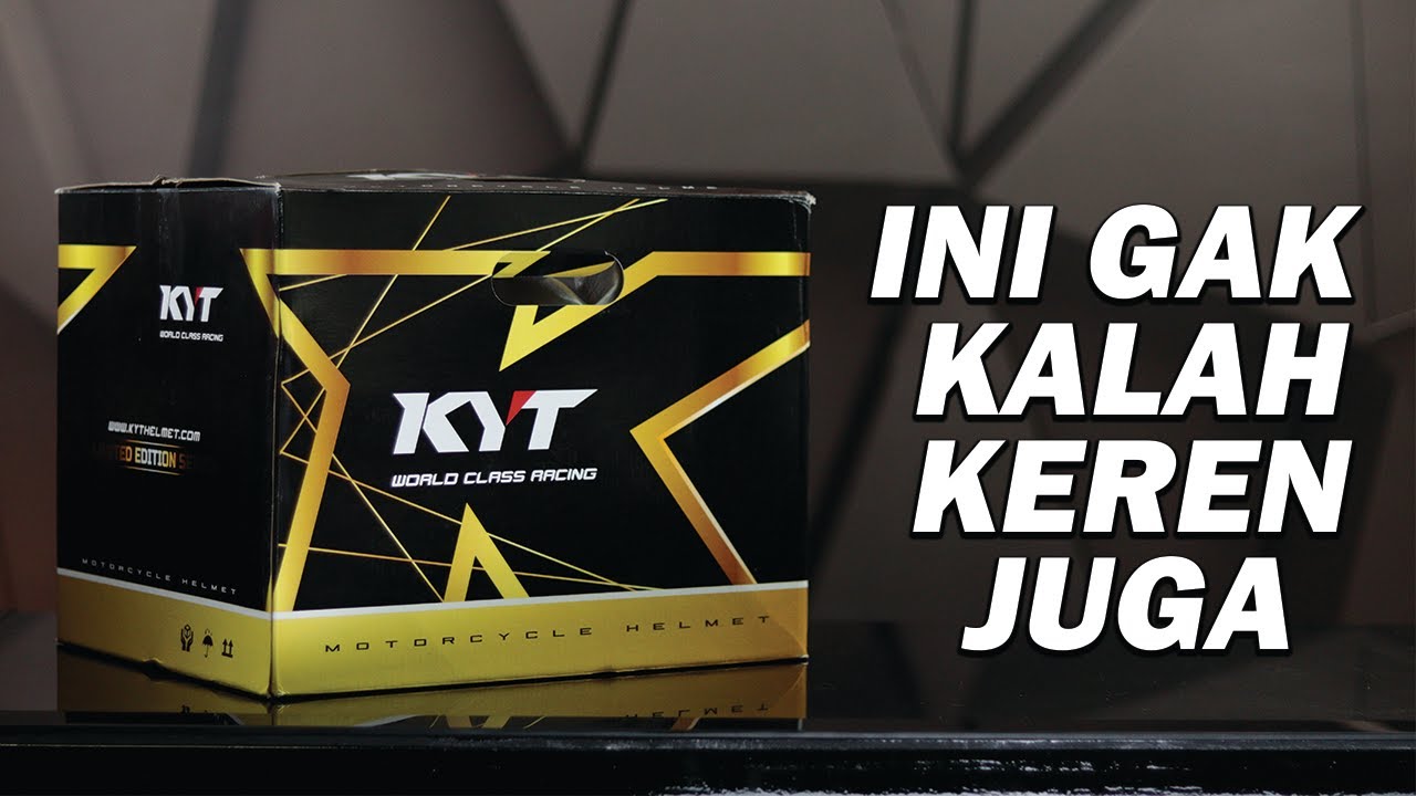 UNBOXING : KYT TT COURSE MARVEL VENOM