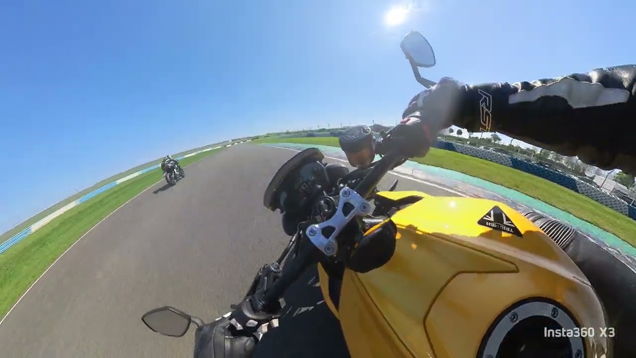 Track days Triumph lille 2025 street triple 765 rs